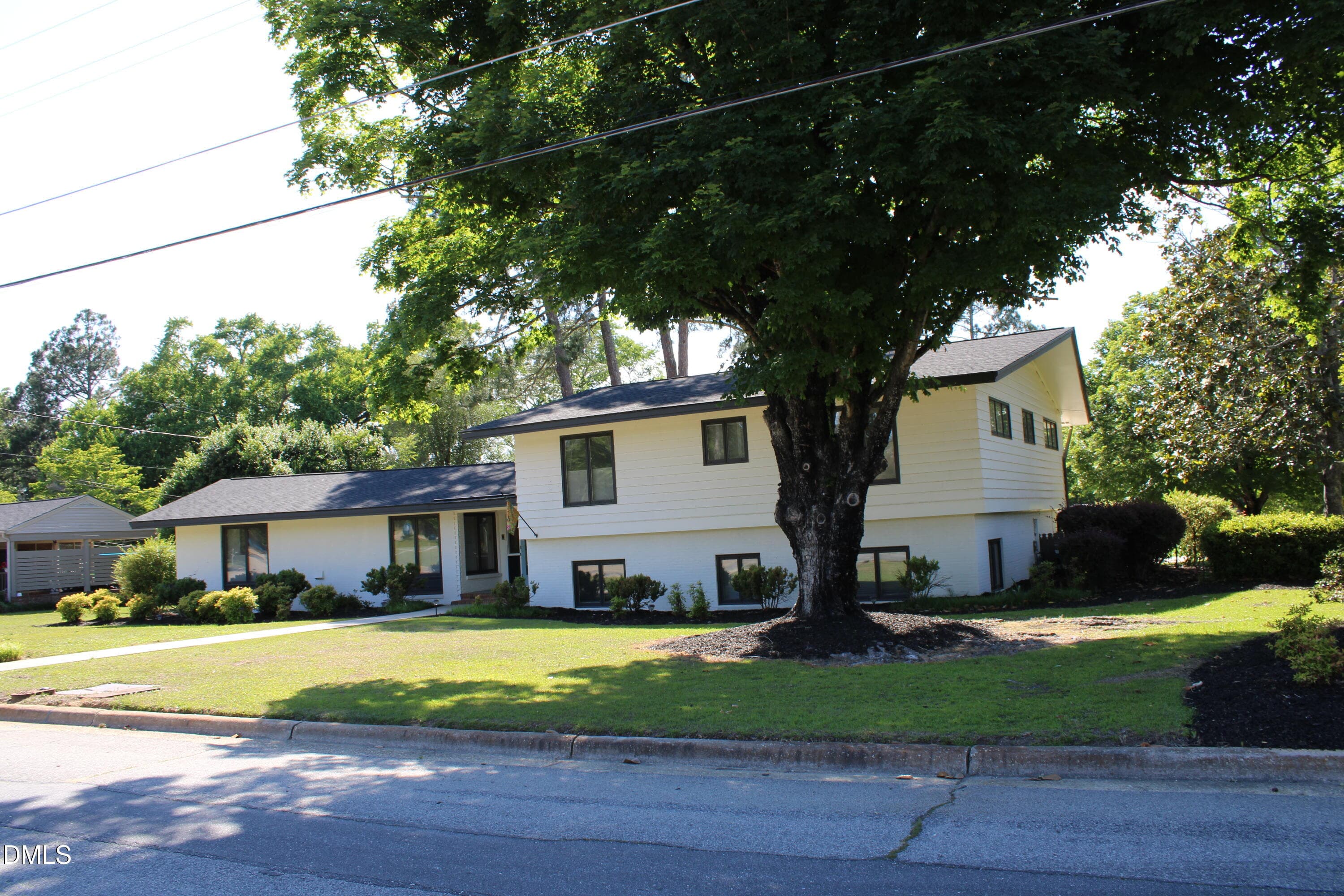 IMG_0523 - 1607 Lakeshore Drive, Dunn, NC 28334
