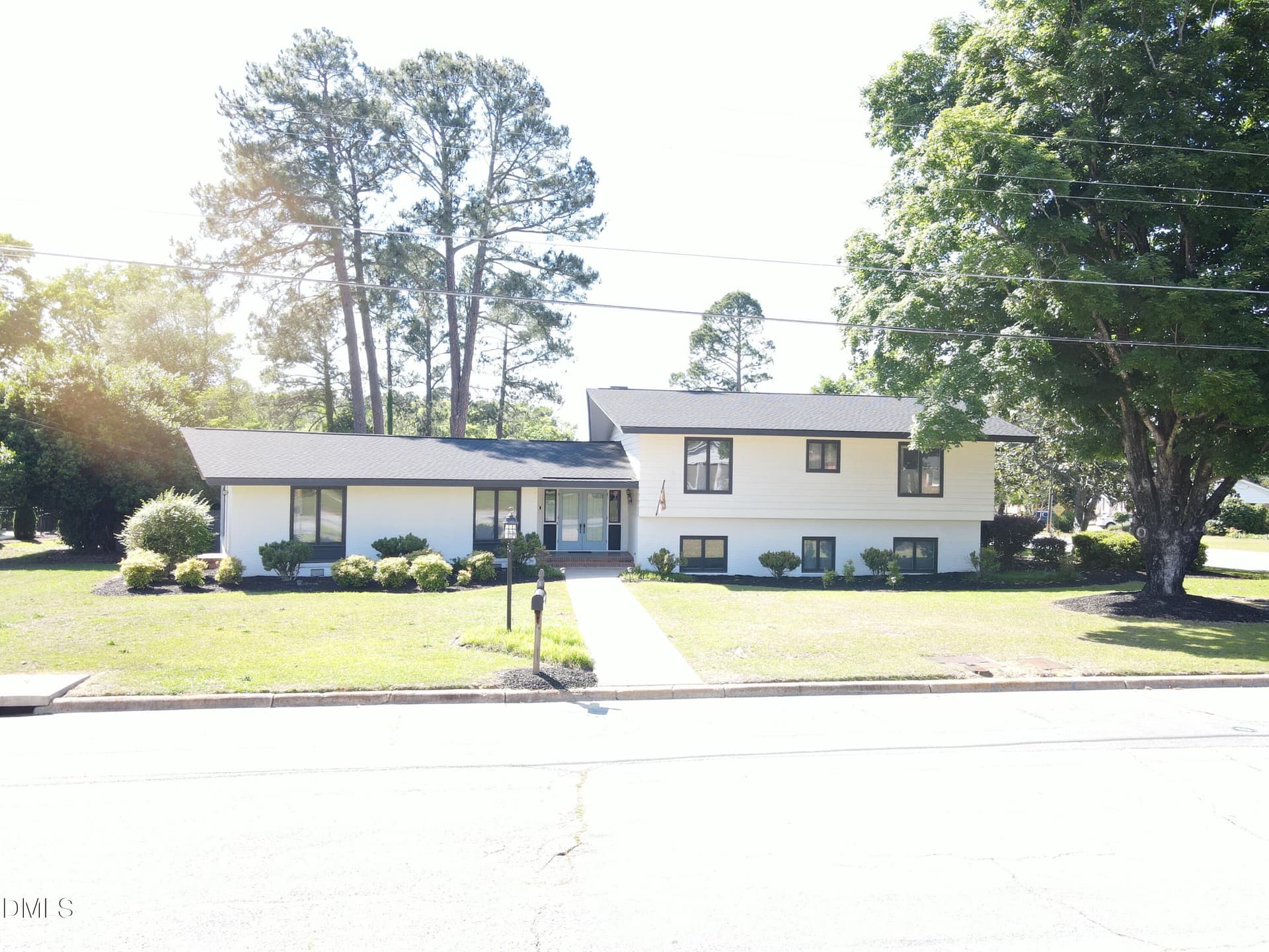 dji_fly_20260515_161756_678_177887629048 - 1607 Lakeshore Drive, Dunn, NC 28334