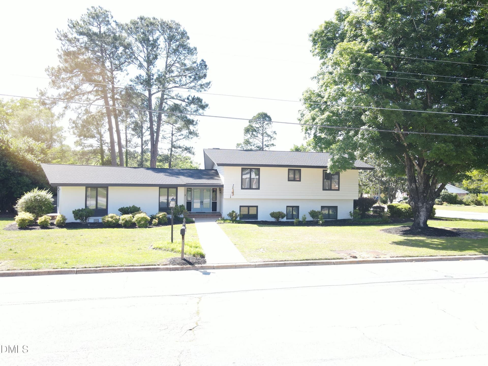 dji_fly_20260515_161806_679_177887630053 - 1607 Lakeshore Drive, Dunn, NC 28334