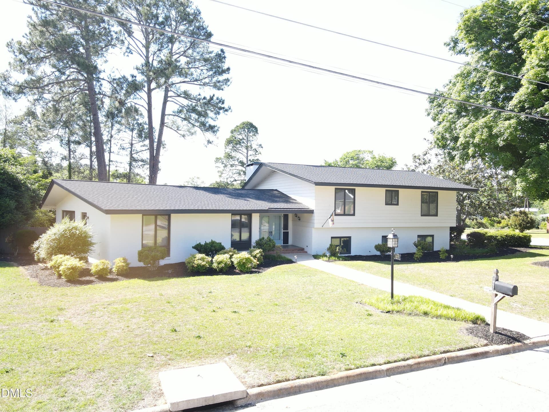 dji_fly_20260515_161832_681_177887632601 - 1607 Lakeshore Drive, Dunn, NC 28334