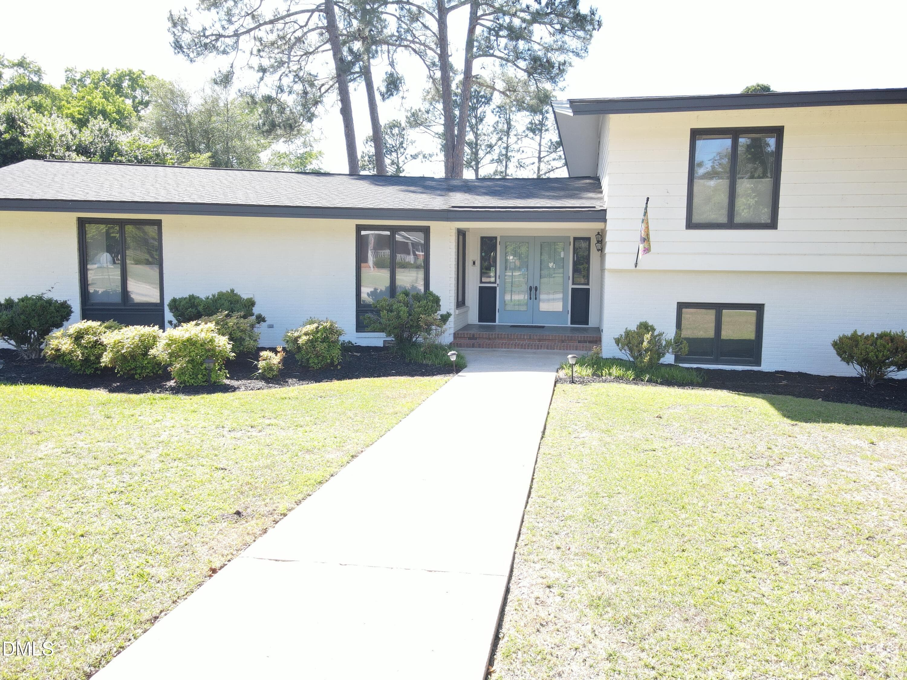 dji_fly_20260515_161930_684_177887638694 - 1607 Lakeshore Drive, Dunn, NC 28334