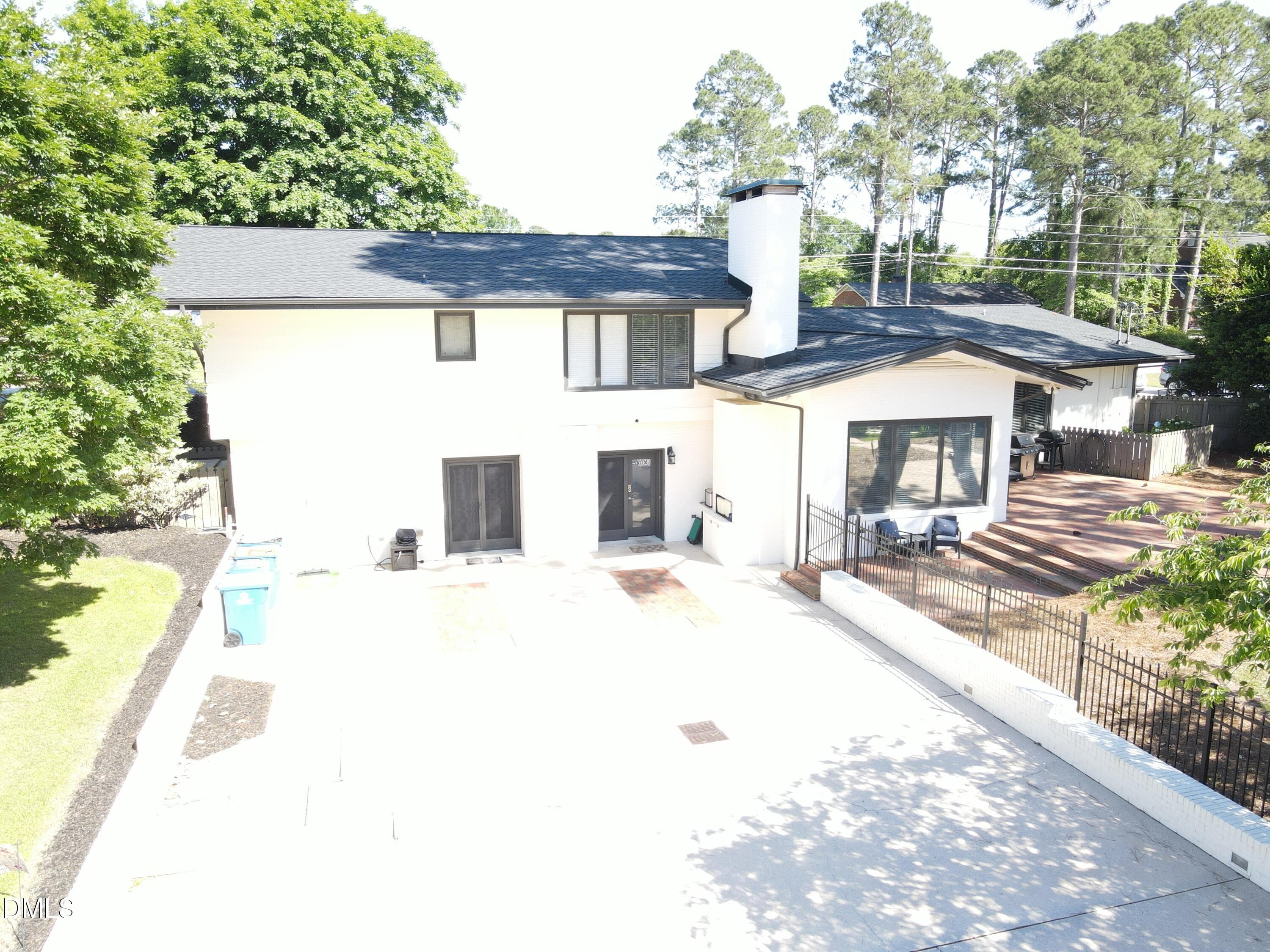 dji_fly_20260515_162910_699_177887698922 - 1607 Lakeshore Drive, Dunn, NC 28334
