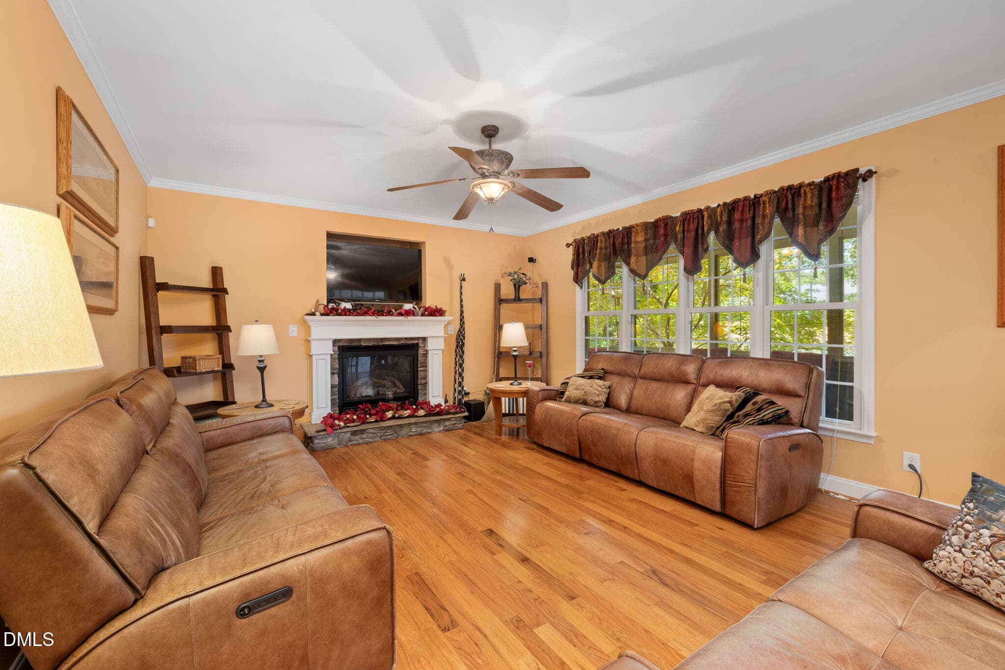 21-web-or-mls-DX3A5837-2 - 126 Shining Water Lane, Spring Lake, NC 28390