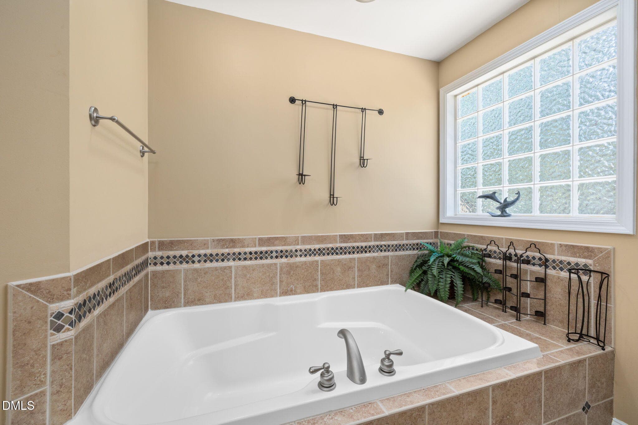 34-web-or-mls-DX3A5999 - 126 Shining Water Lane, Spring Lake, NC 28390