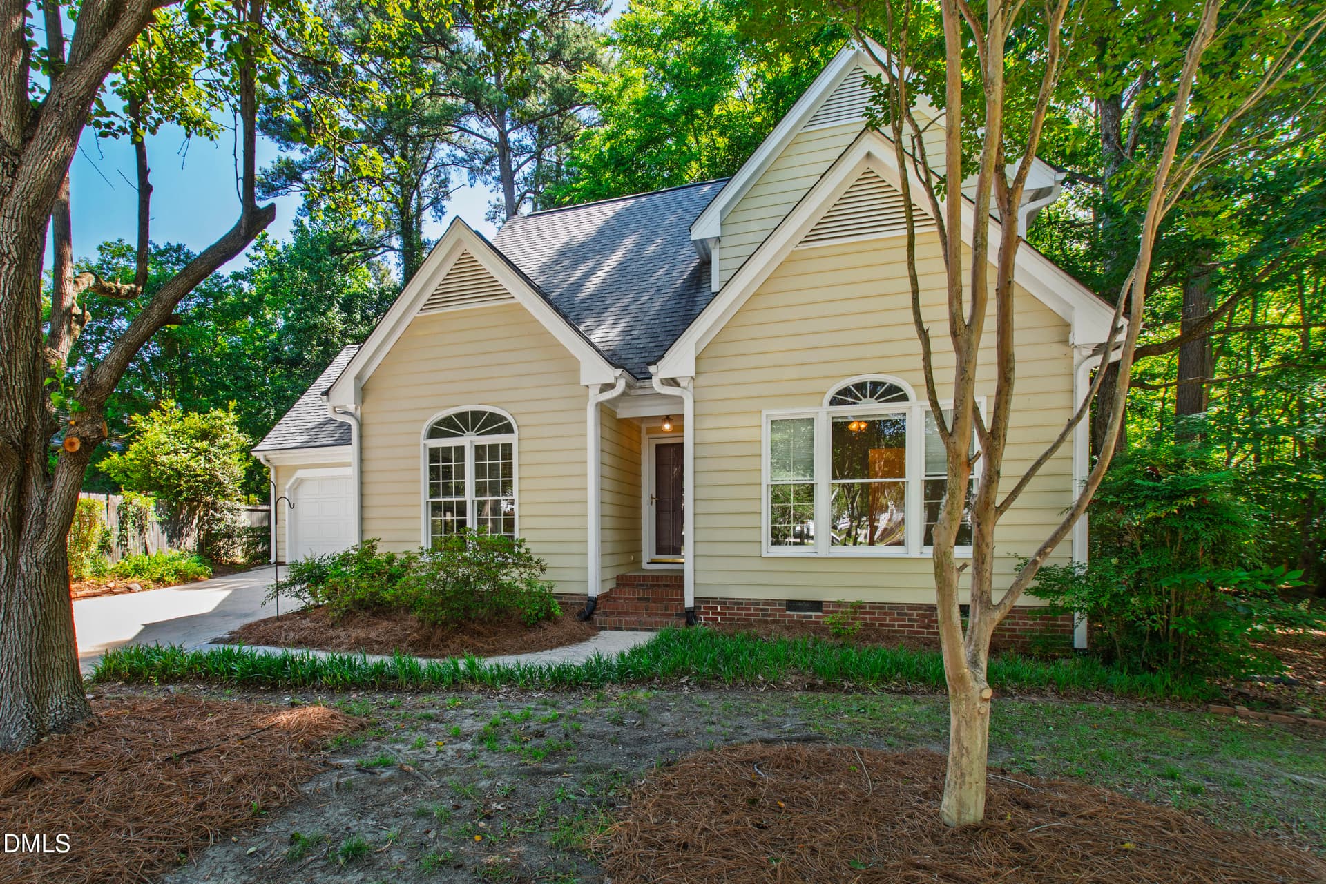 2 Dinwiddie (5) - 4305 Dinwiddie Court, Raleigh, NC 27604