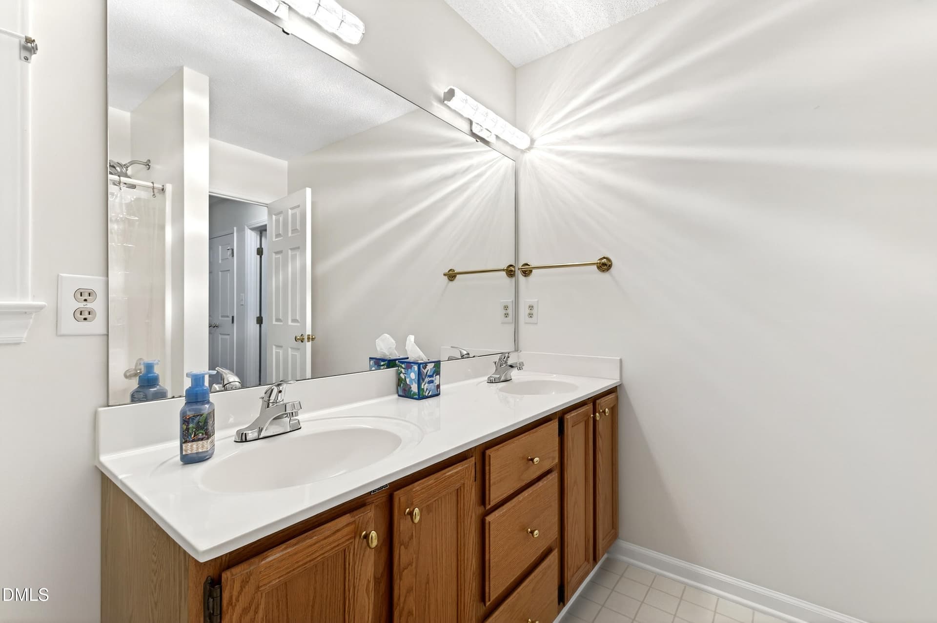 32 Dinwiddie (51) - 4305 Dinwiddie Court, Raleigh, NC 27604