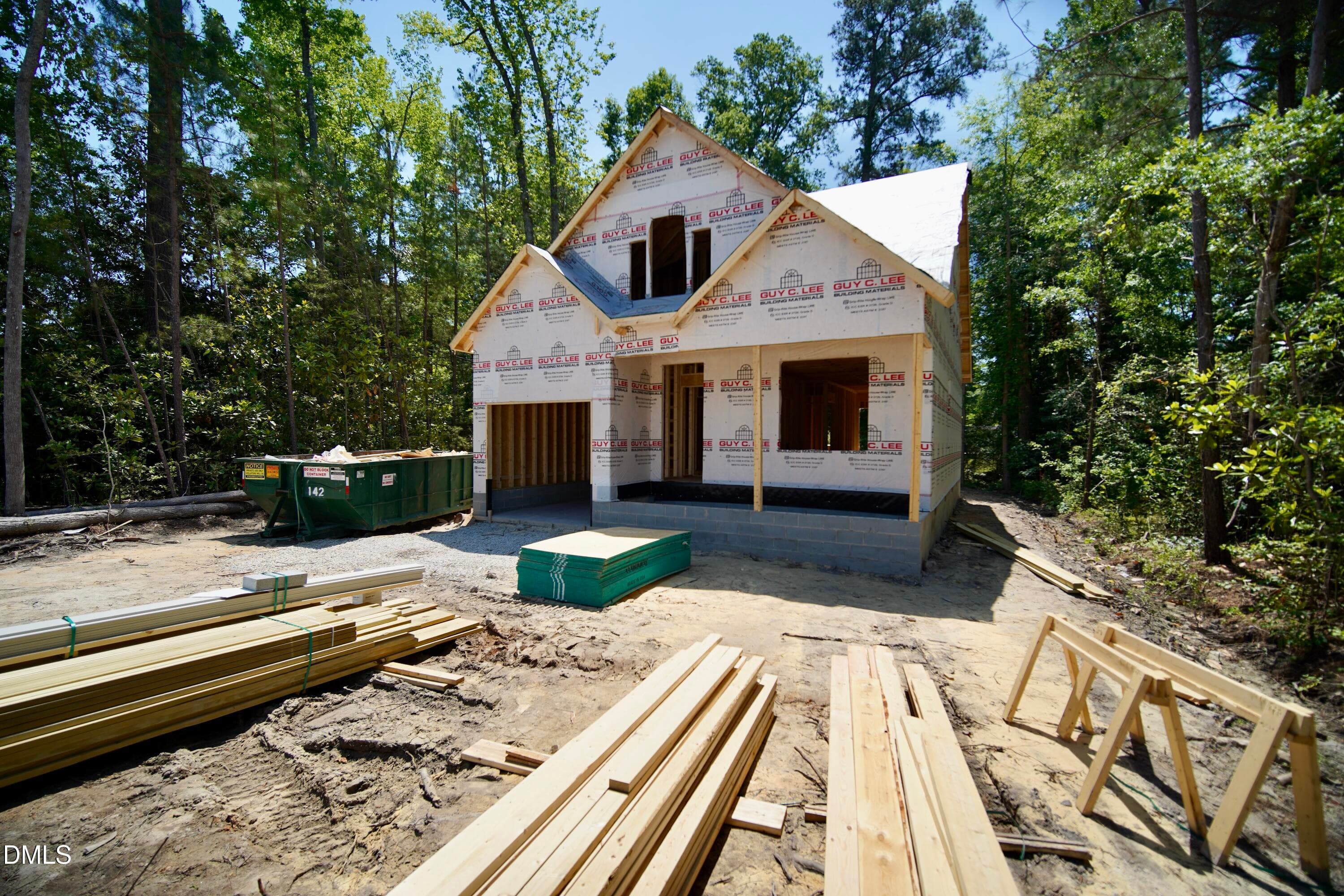 DSC08462 - 209 W Franklin Street, Zebulon, NC 27597