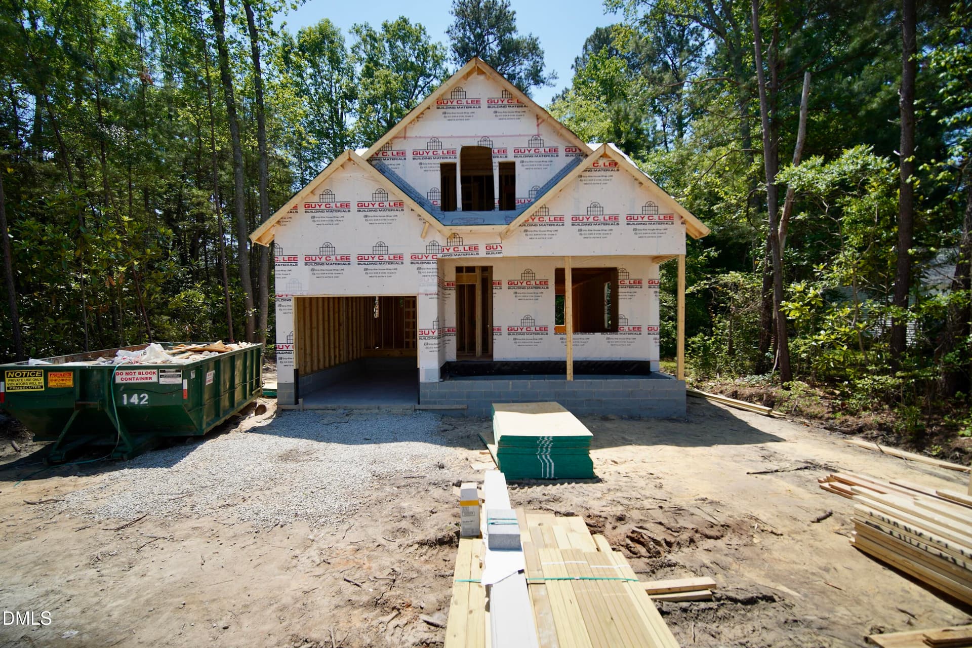 209 W Franklin Street, Zebulon, NC 27597