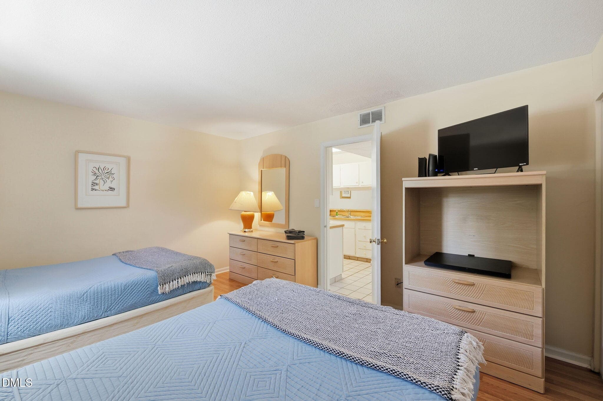 807 W Trinity Avenue Apt 118 - 807 W Trinity Avenue Apt 118, Durham, NC 27701, Durham