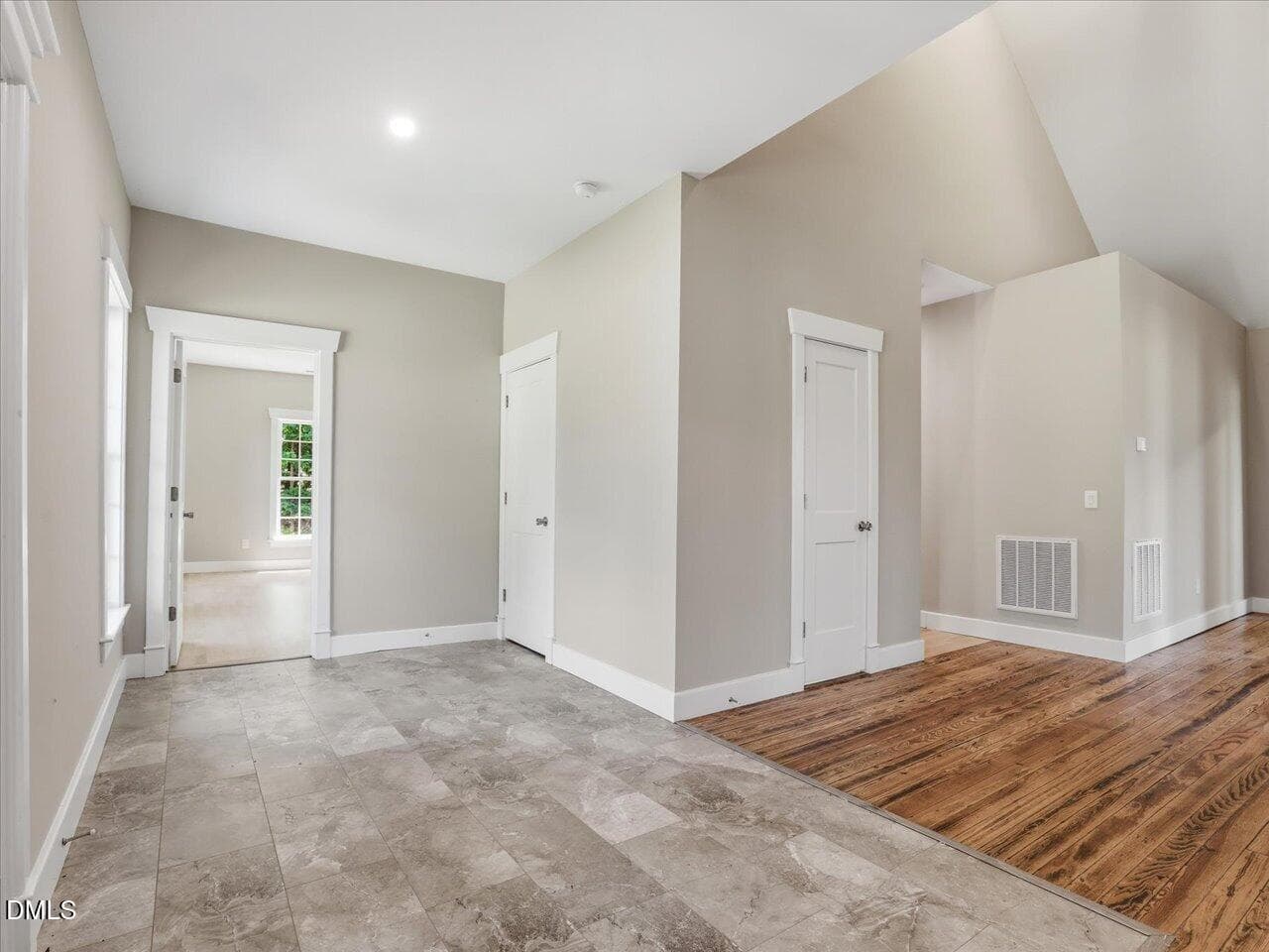 09-Foyer - 300 Redman Crossing Road, Mebane, NC 27302