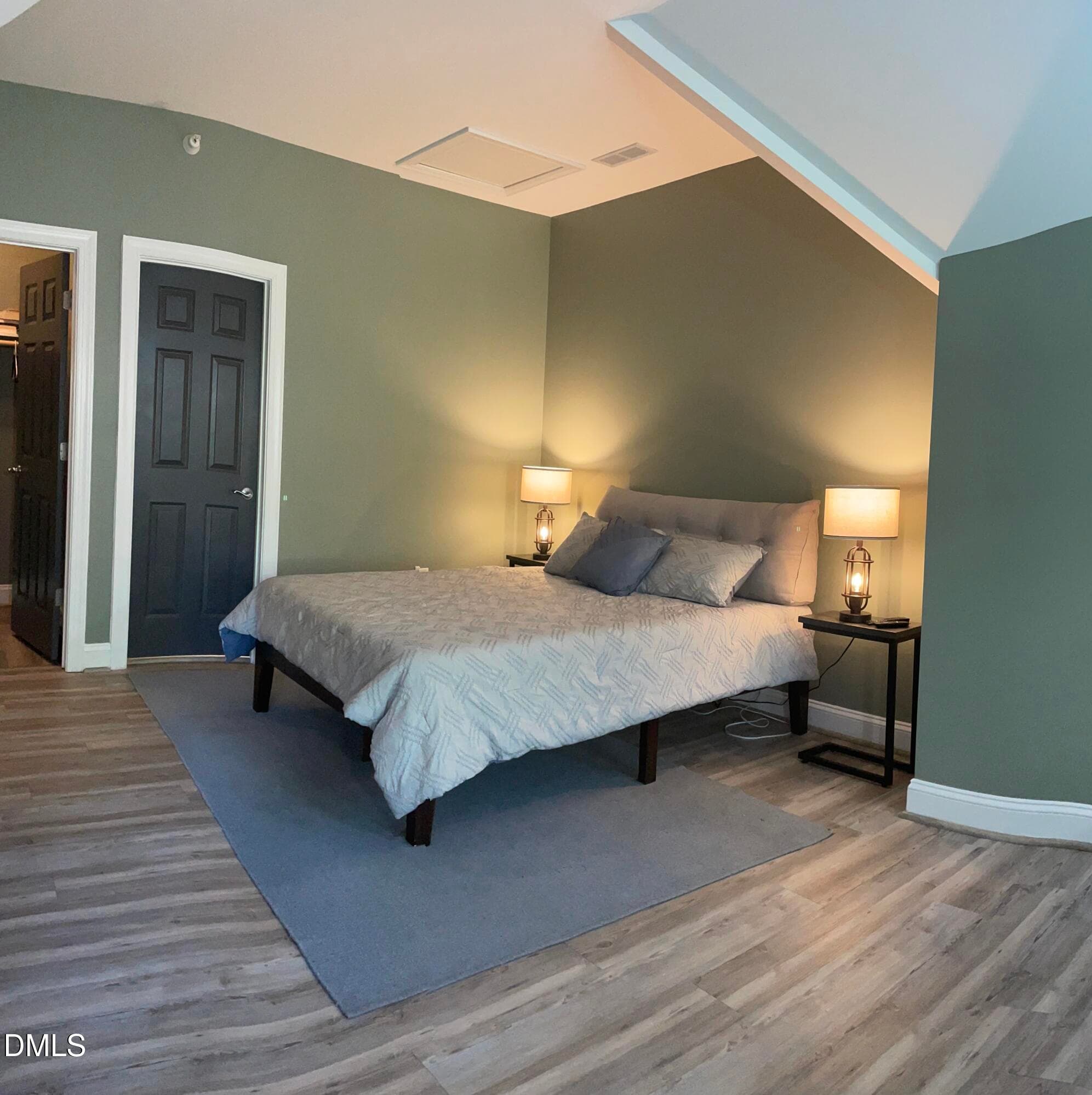 Image 16 - 1130 Parkridge Lane 102, Raleigh, NC 27605, Raleigh