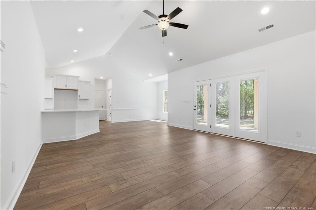 Photo 10 - 314 Baymeadow Bend, Lumberton, NC 28358
