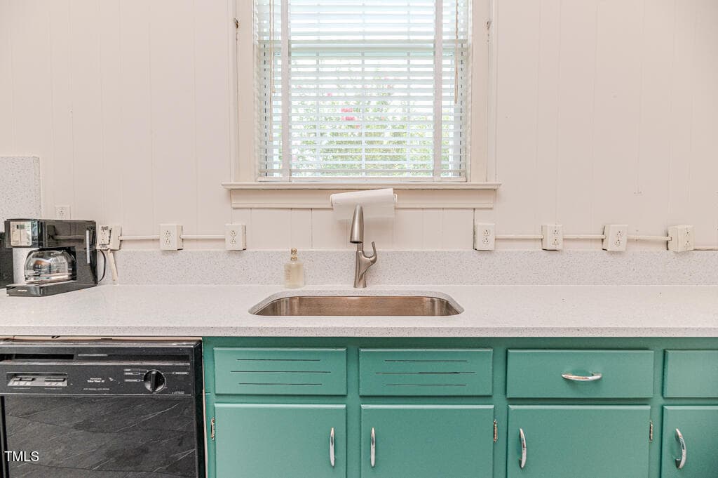 AHP-33365 - 211 S Main Street, Broadway, NC 27505