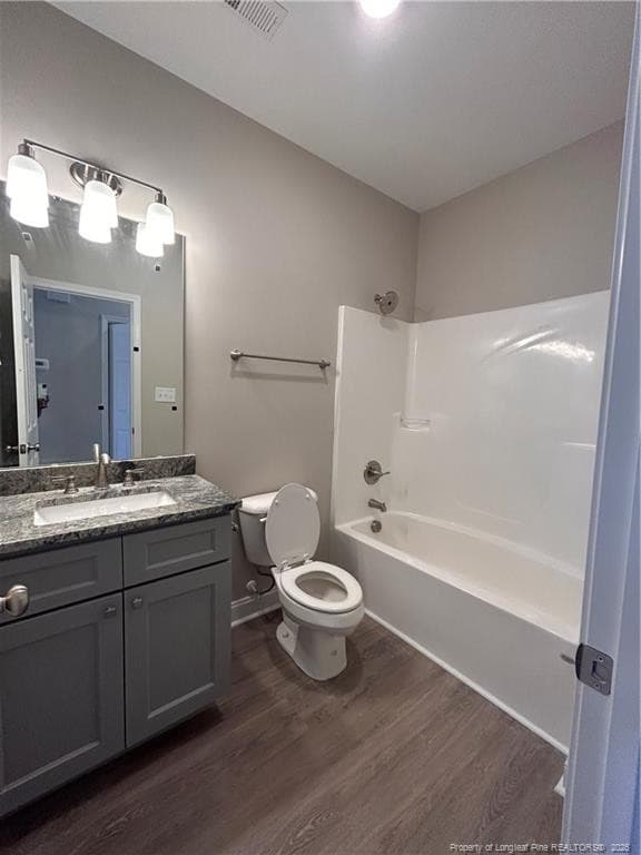 Full Hall Bathroom - 307 Elizabeth Street, Spring Lake, NC 28390
