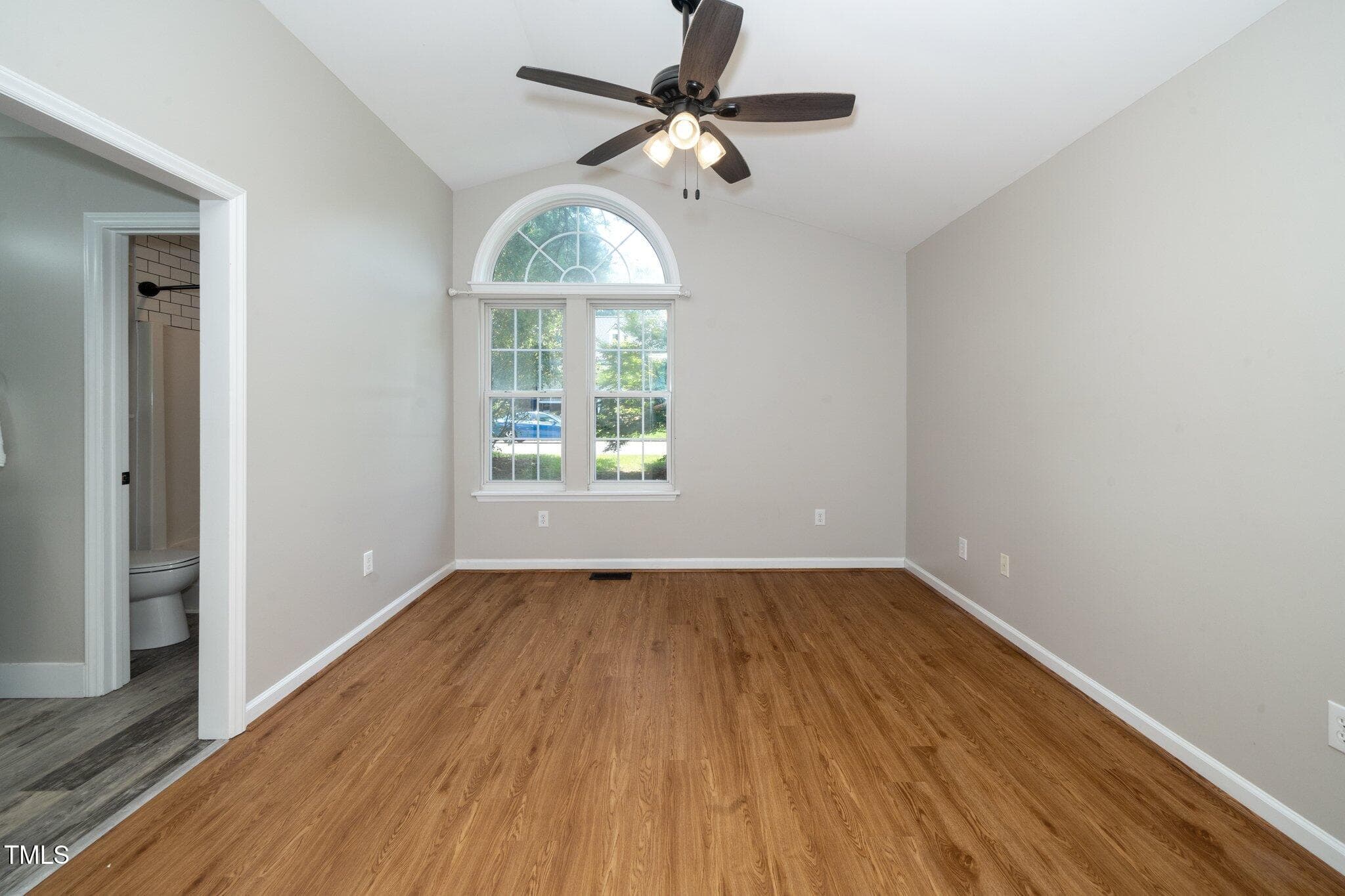 Primary Unstaged - 725 E Maple Lane, Fuquay Varina, NC 27526