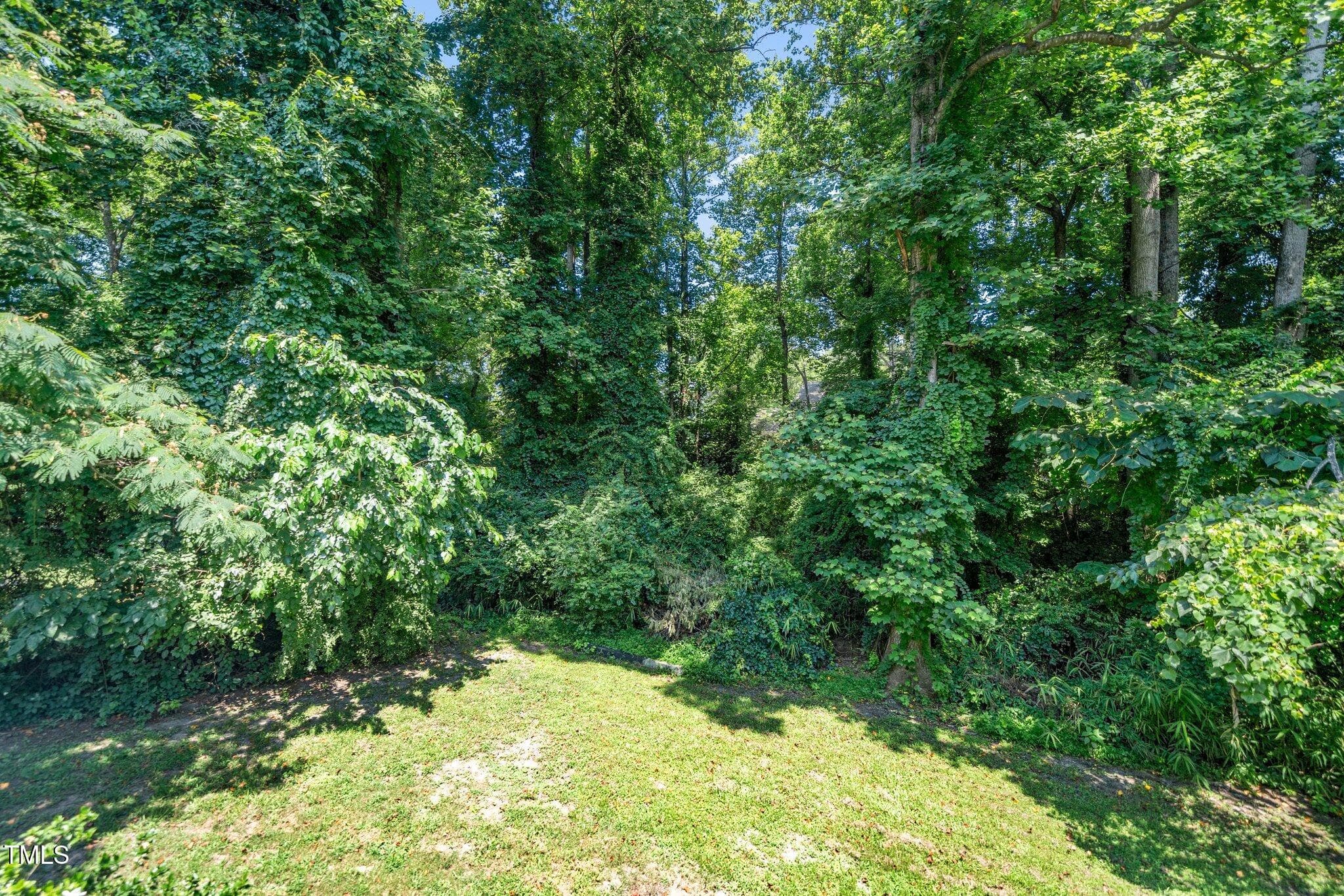 26-web-or-mls-725 E Maple (20 of 30) - 725 E Maple Lane, Fuquay Varina, NC 27526