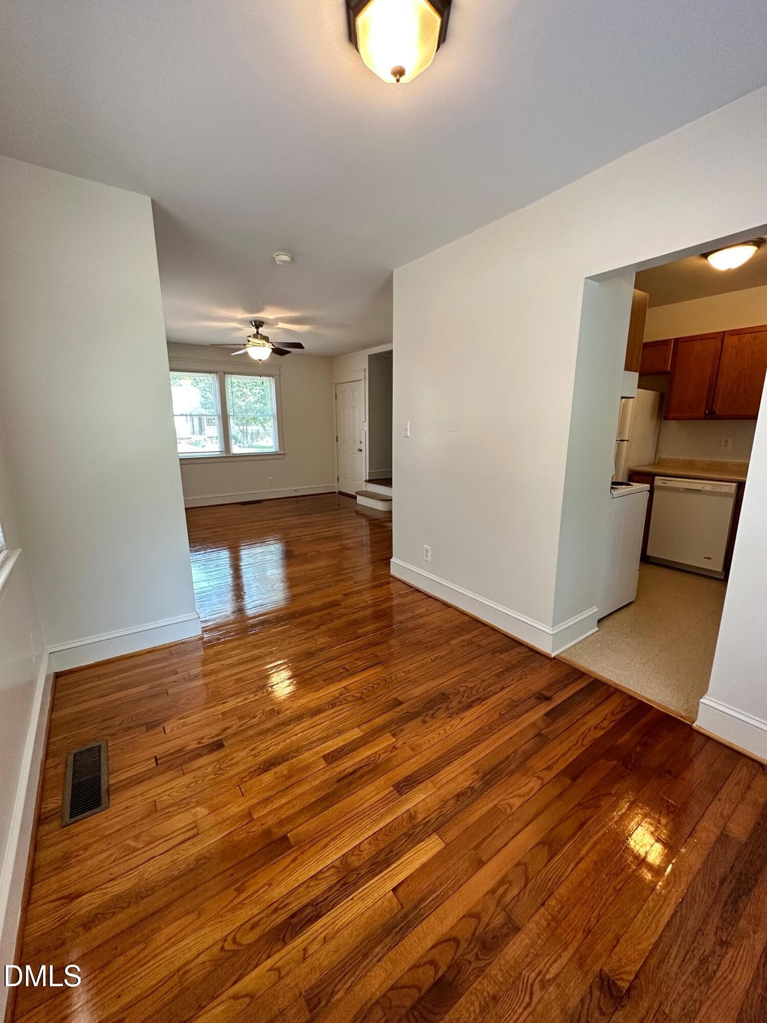 Dining Room - 1407-1413 Clarendon Street, Durham, NC 27705, Durham