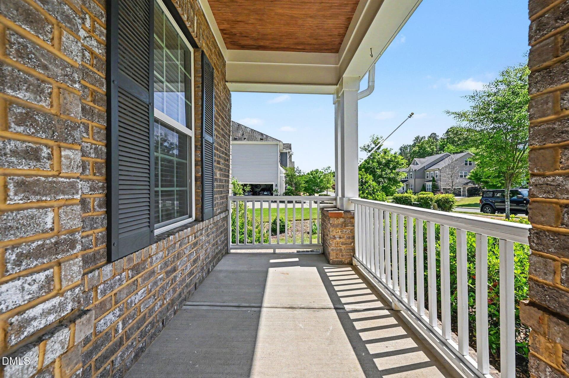 035_file_7070 - 724 Peninsula Forest Place, Cary, NC 27519