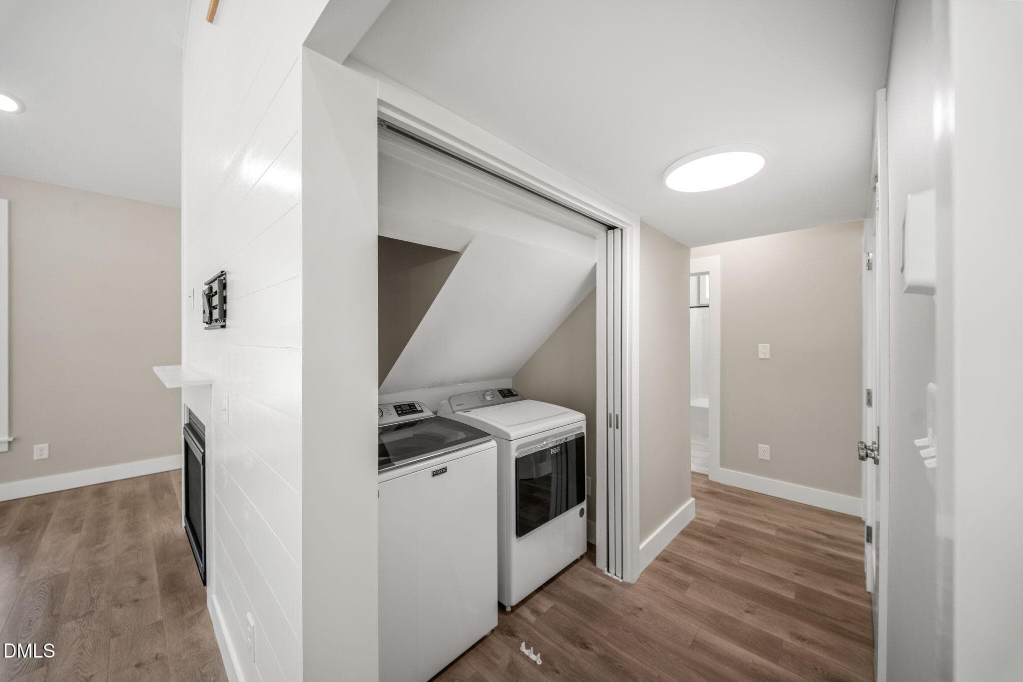Laundry Closet - 1917 Milan Street, Durham, NC 27704, Durham