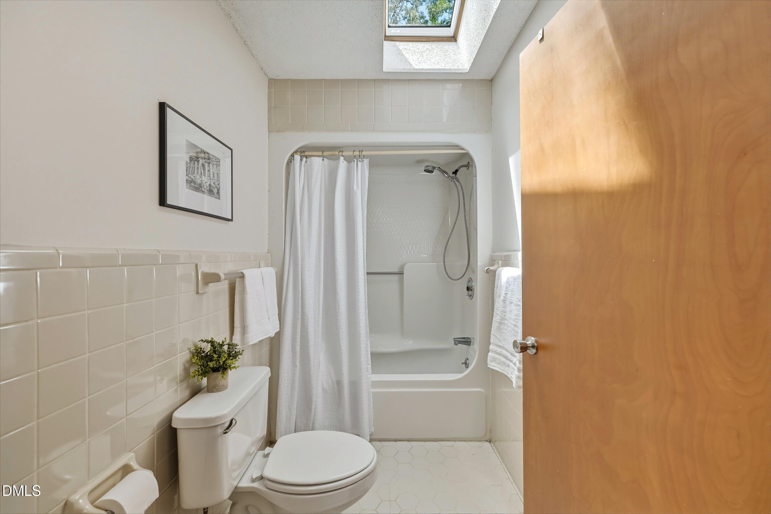 25 -2503 w craver st, interior, primary - 2503 W Carver Street, Durham, NC 27705, Durham