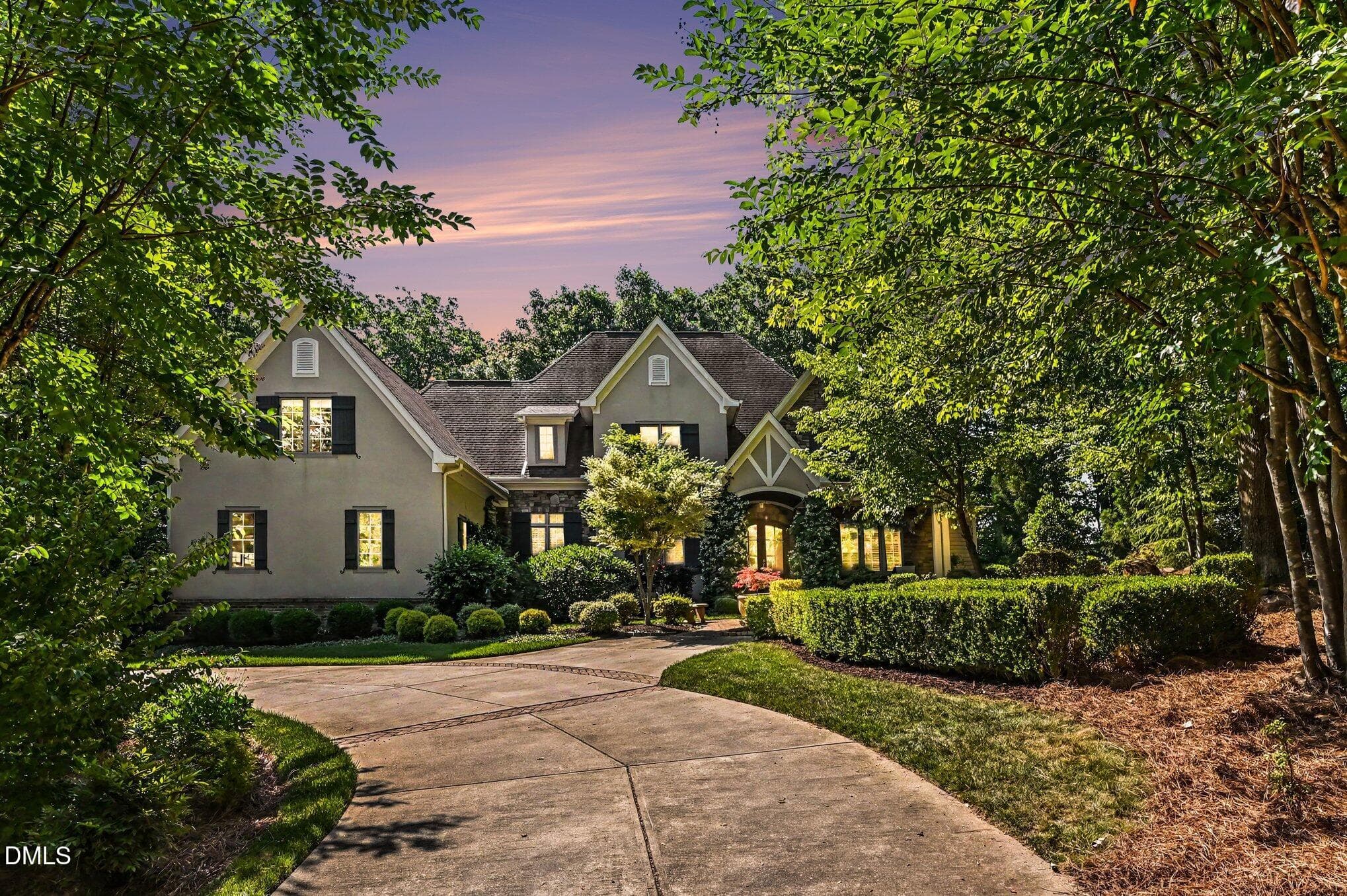 90110 Hoey, Chapel Hill, NC 27517