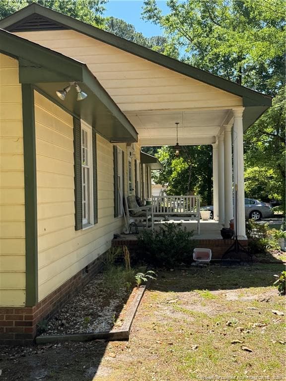 Photo 3 - 408 Old Farm Road, Raeford, NC 28376