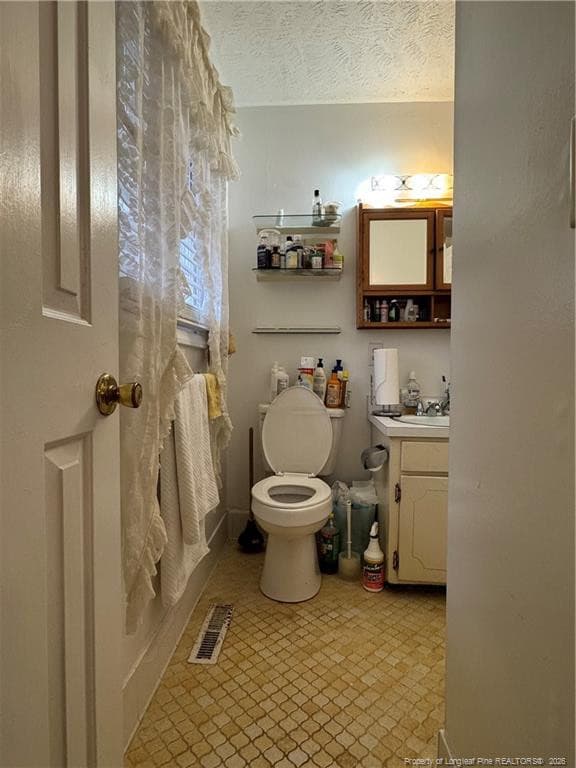 Photo 26 - 408 Old Farm Road, Raeford, NC 28376