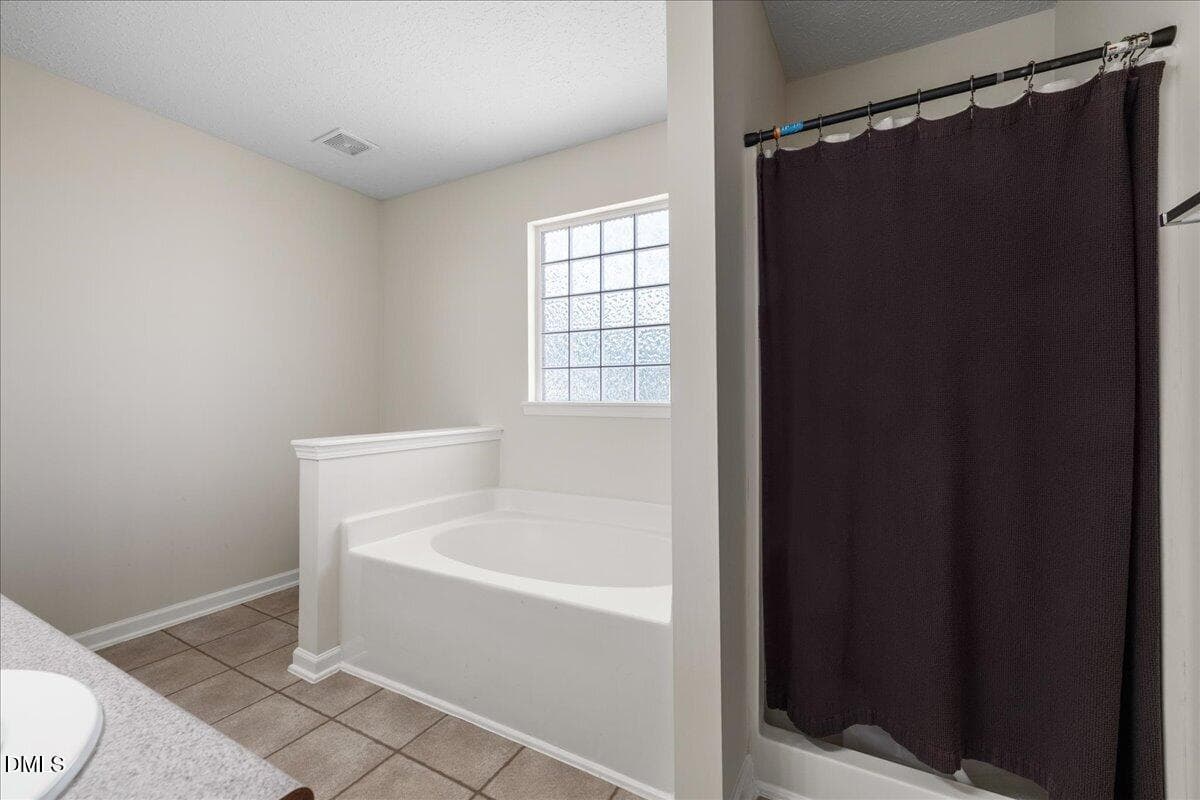 28-1905 Spring Creek Dr - 1905 Spring Creek Drive, Durham, NC 27704
