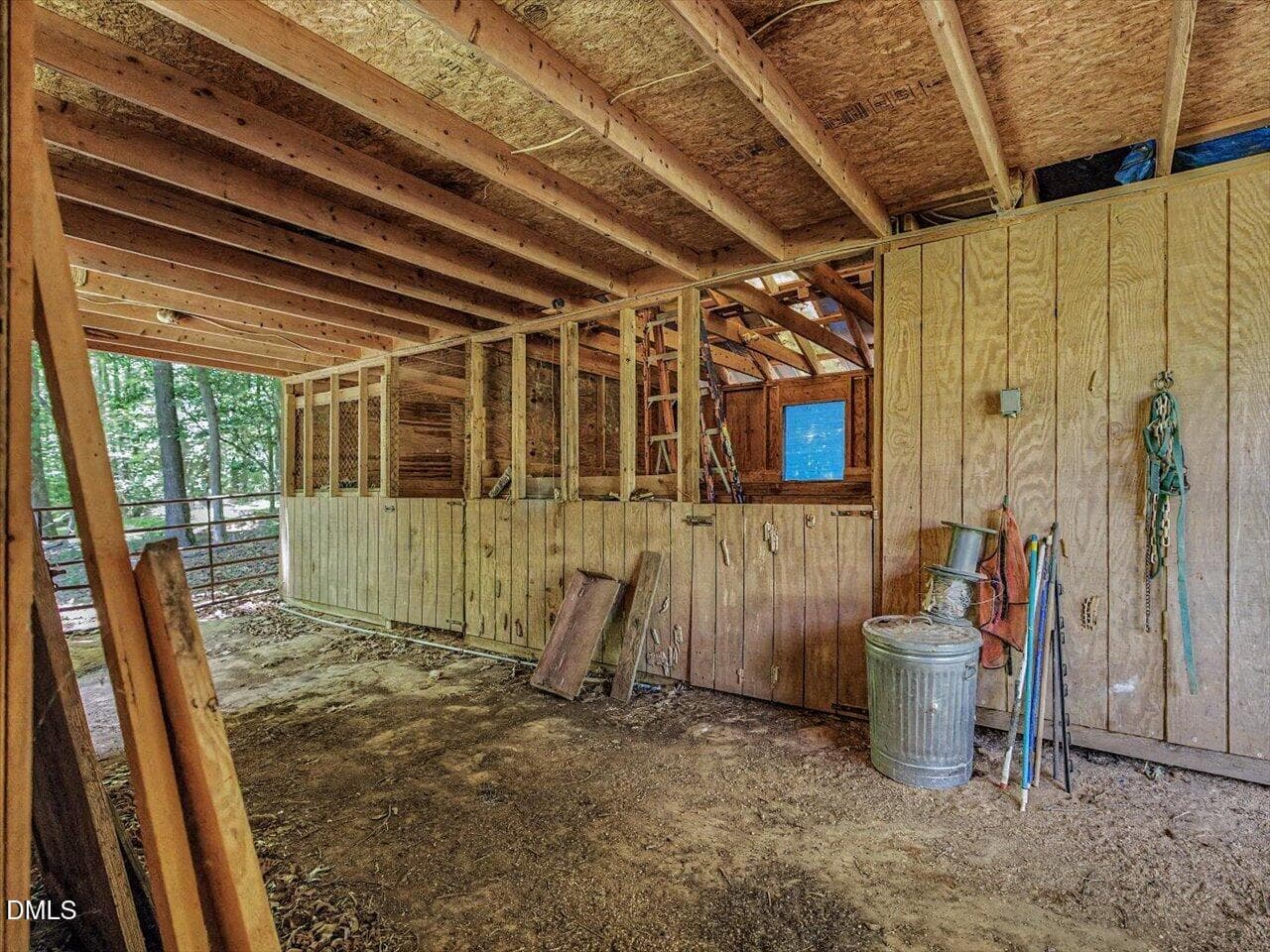 205 Anolis barn middle - 205 Anolis Drive, Pittsboro, NC 27312