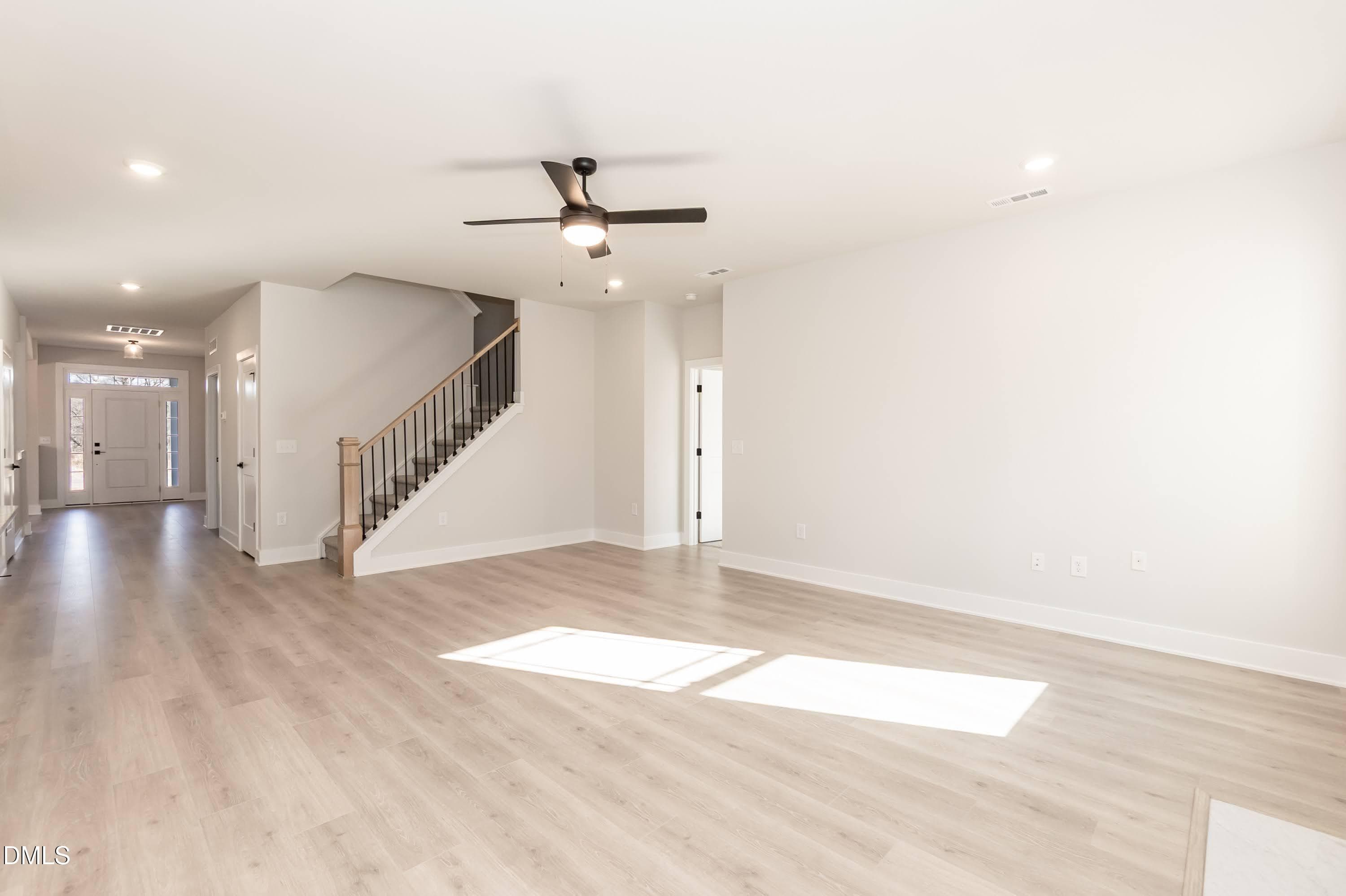 Living 01 - 200 Galway Road, Lillington, NC 27546