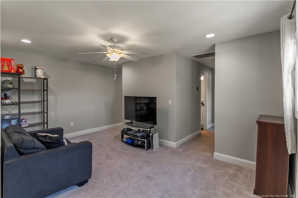 Photo 14 - 808 Warwick Lane, Carthage, NC 28327