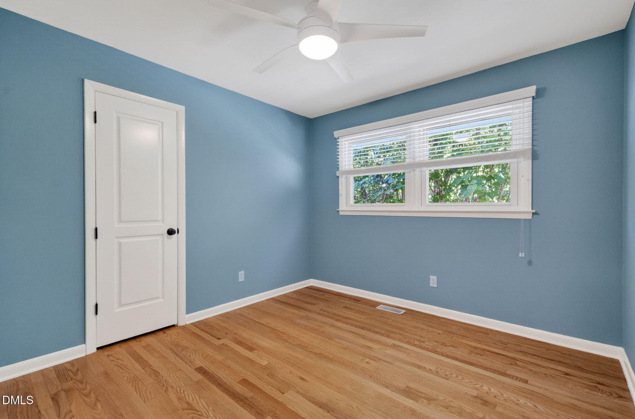 16-Rear bed - 1224 Pinewview Dr 16 - 1224 Pineview Drive, Raleigh, NC 27606, Raleigh