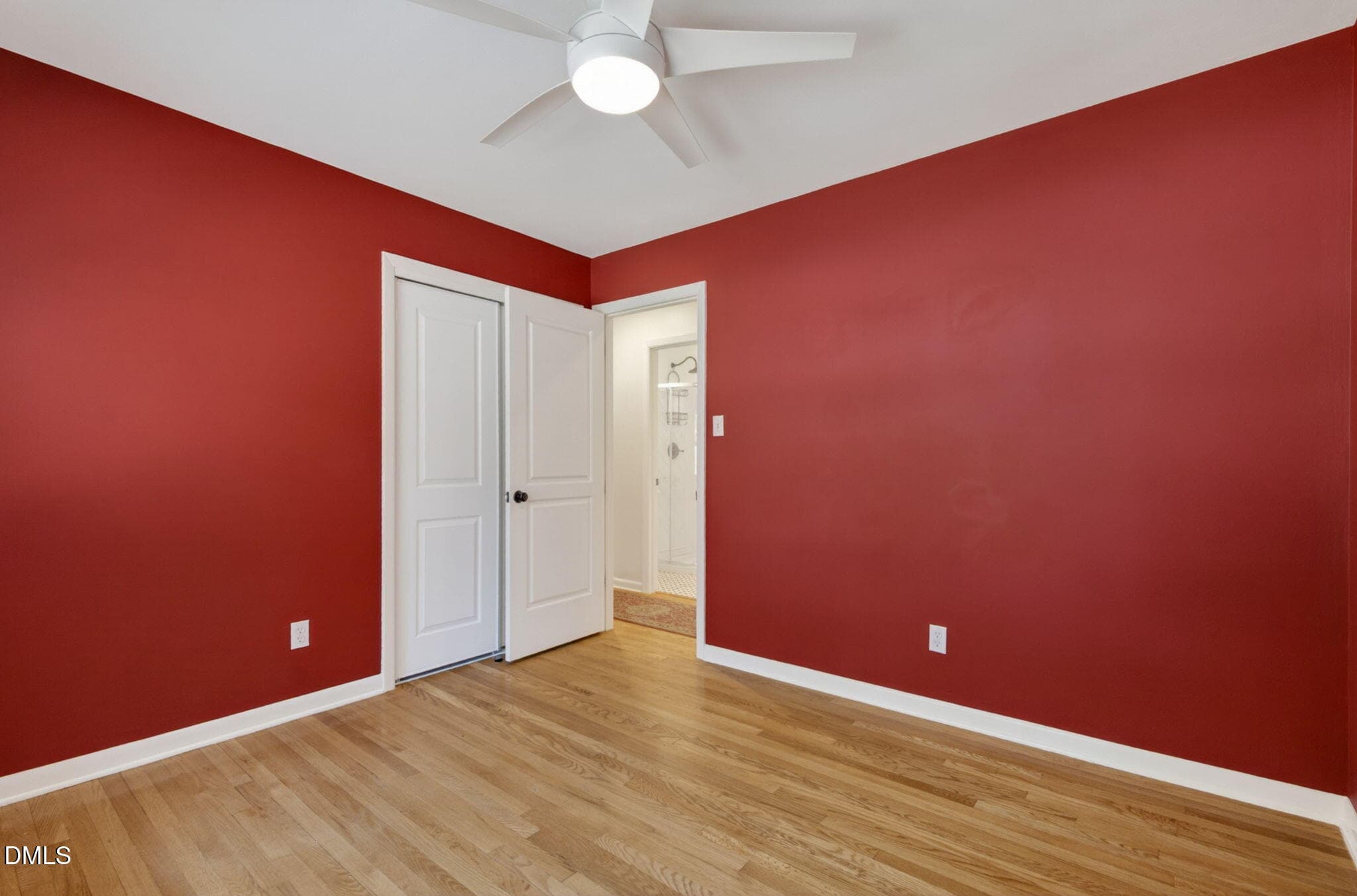 25-front bed 2 -1224 Pineview Dr - 25 - 1224 Pineview Drive, Raleigh, NC 27606, Raleigh