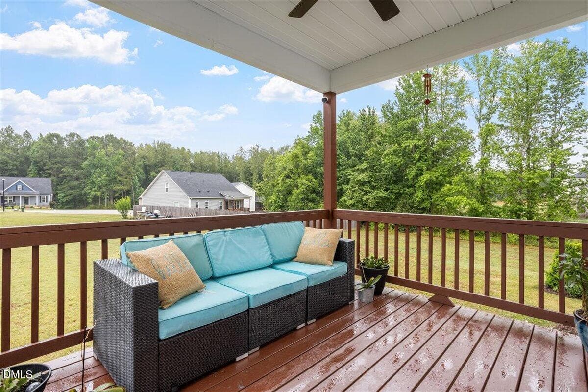 Covered Back Porch - 127 Northview Drive, Middlesex, NC 27557