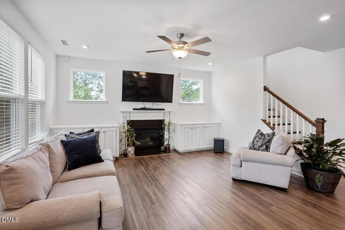 Living Room - 127 Northview Drive, Middlesex, NC 27557