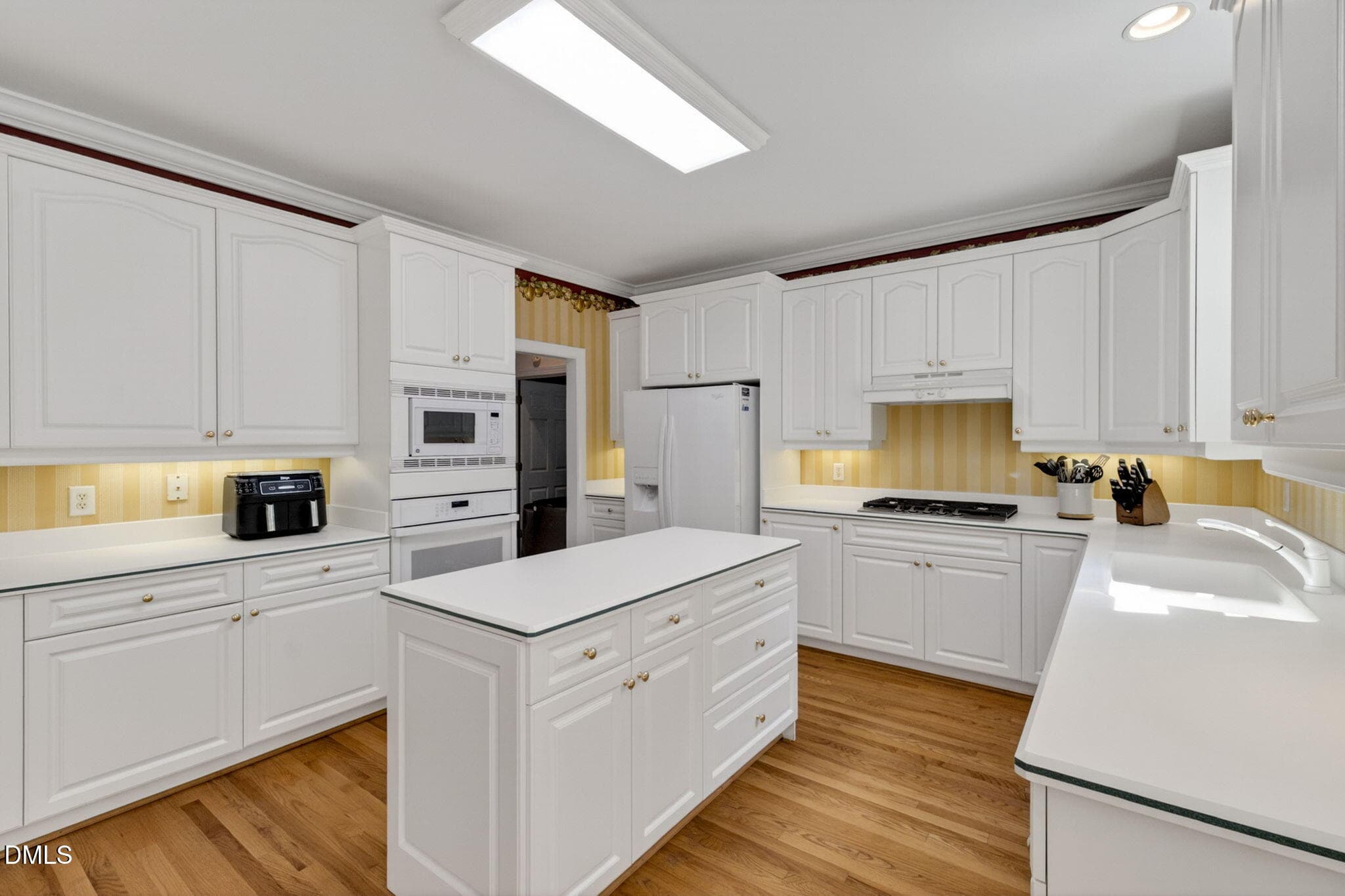 31-web-or-mls-6004 Belgreen Court - 31 - 6004 Belgreen Court, Raleigh, NC 27612, Raleigh