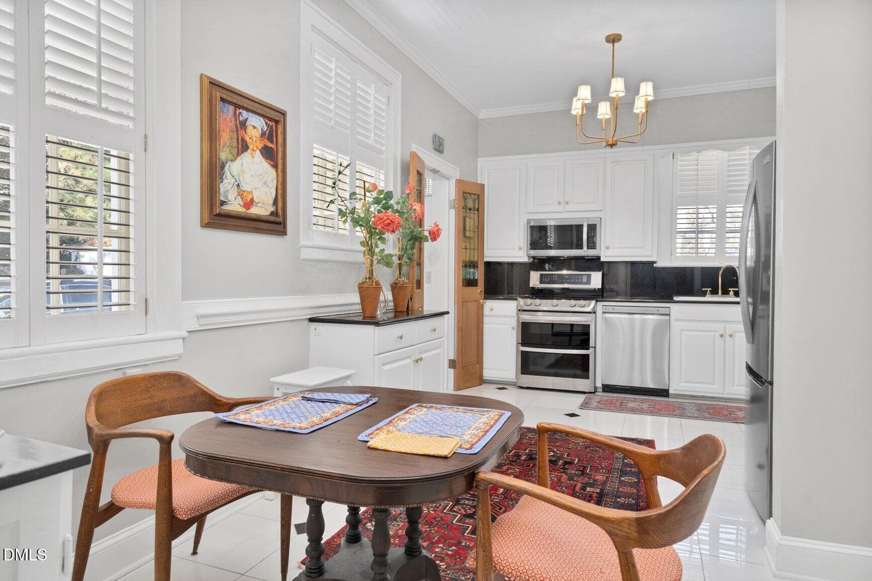 Eat-in Kitchen - 1208 N Main Street, Tarboro, NC 27886