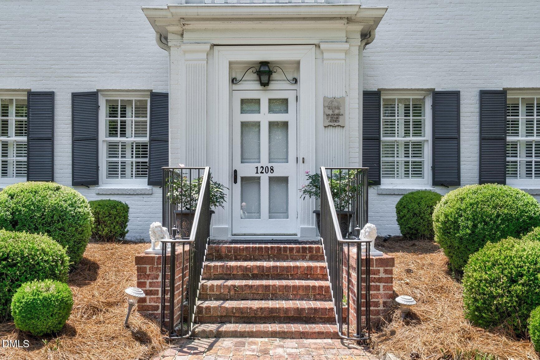 Front Entryway - 1208 N Main Street, Tarboro, NC 27886