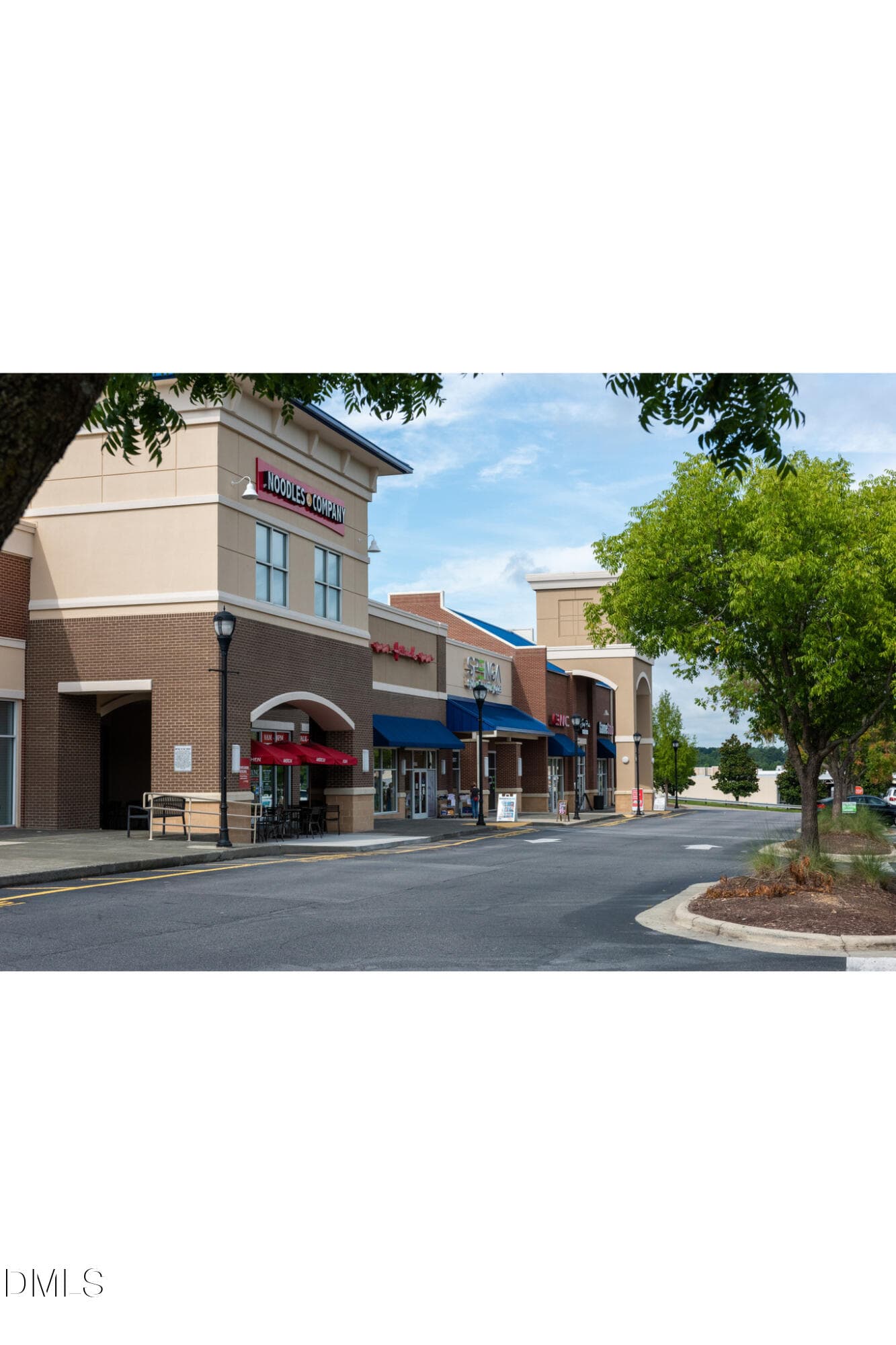 P_RAL_Apex_POI_RET_BeaverCreekCommons_3 - 2106 Barnside Lane, Apex, NC 27502
