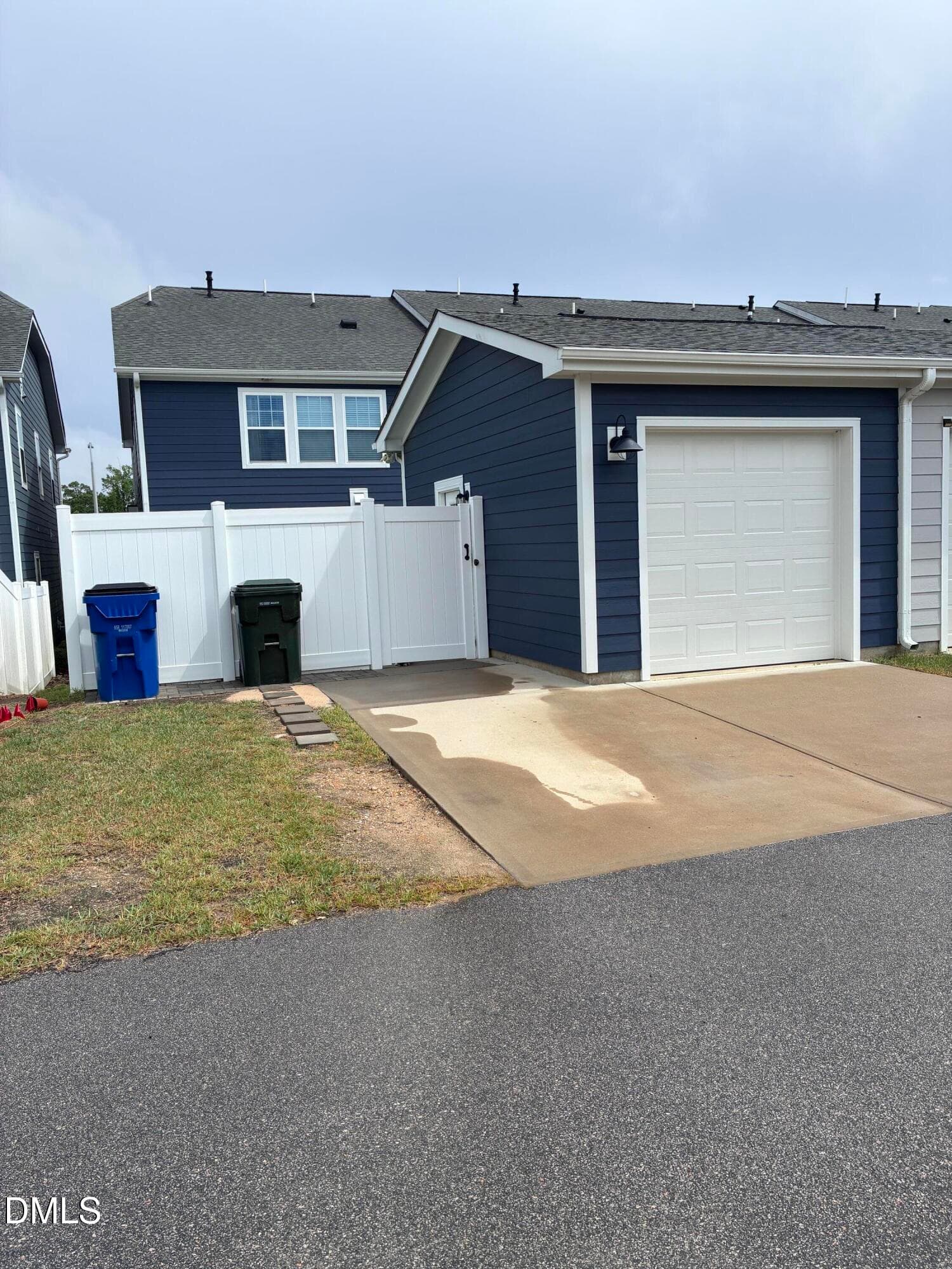 1 car garage - 5519 Wallace Martin Way, Raleigh, NC 27616, Raleigh