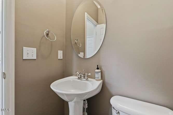 Downstairs half bathroom - 401 Peachtree Point Court, Cary, NC 27513, Cary
