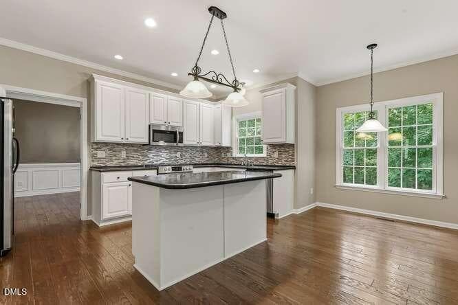 Kitchen - 401 Peachtree Point Court, Cary, NC 27513, Cary