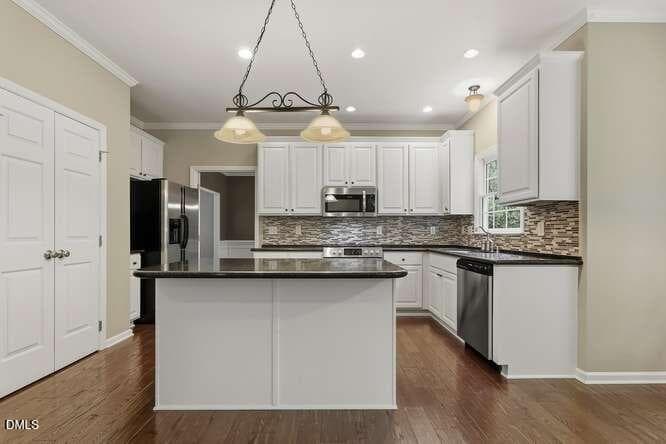 Kitchen - 401 Peachtree Point Court, Cary, NC 27513, Cary