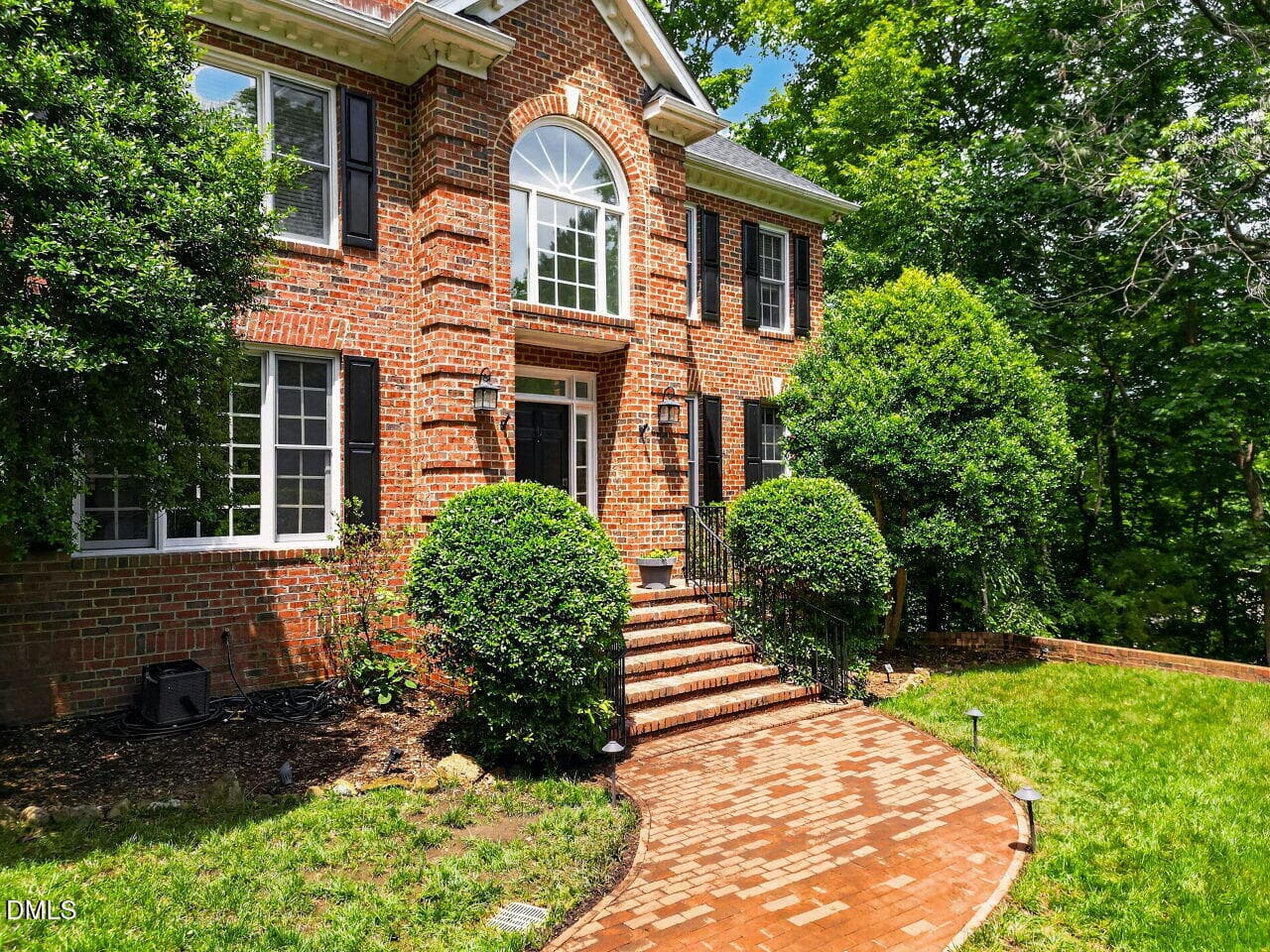070-1280x960-photo - 304 Rhododendron Drive, Chapel Hill, NC 27517, Chapel Hill