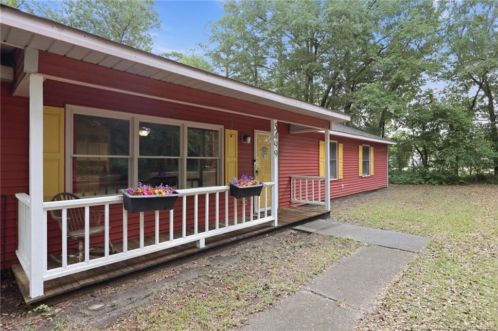 Photo 4 - 5499 Landview Place, Hope Mills, NC 28348