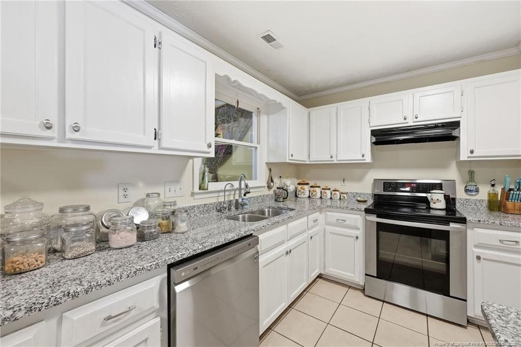 Photo 12 - 5499 Landview Place, Hope Mills, NC 28348