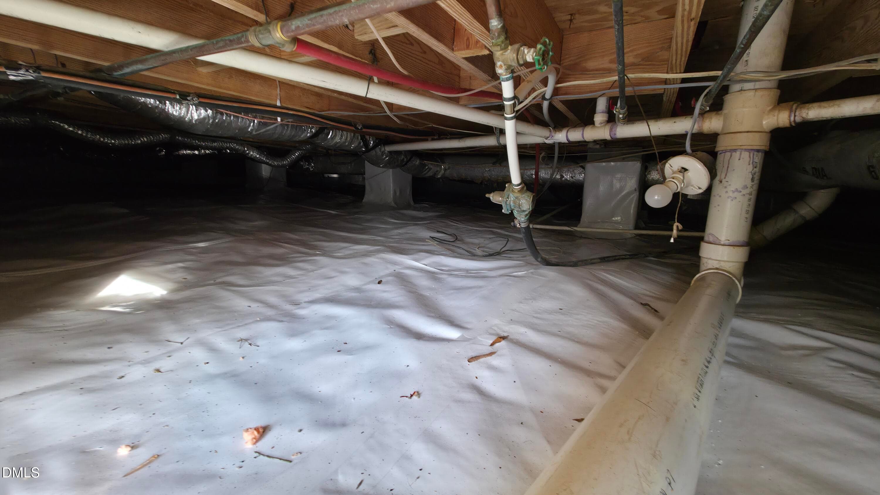 Crawlspace 2 - 1108 S 6th Street, Lillington, NC 27546