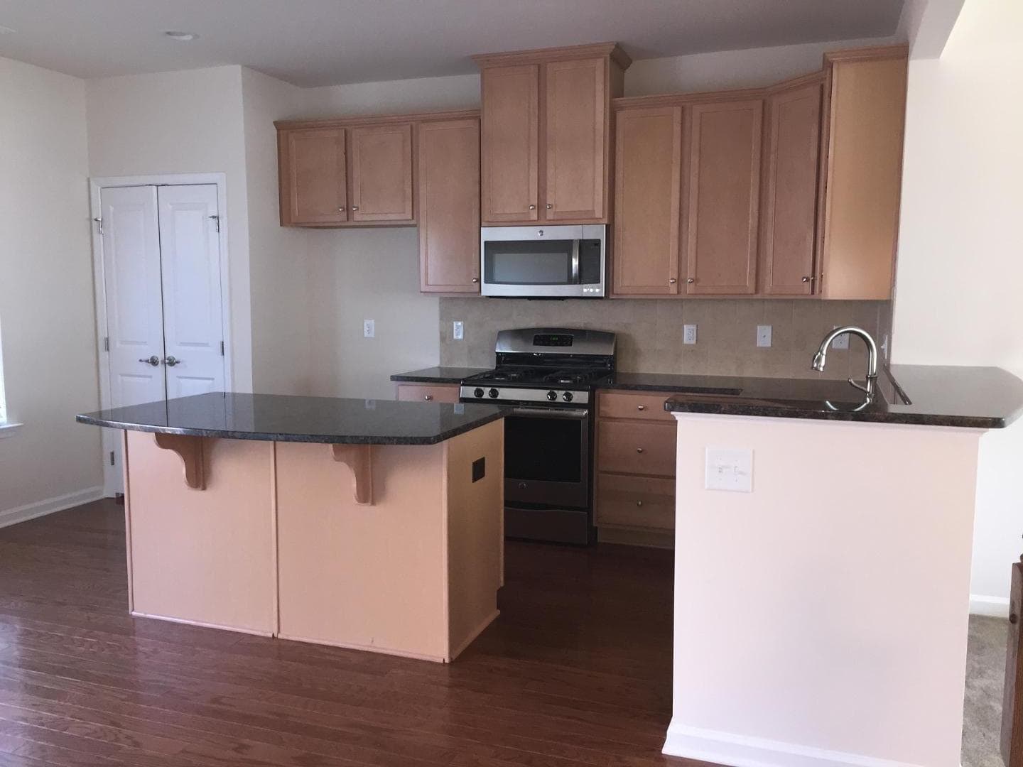 Photo #3 - 717 Suffield Way, Cary, NC 27519, Cary