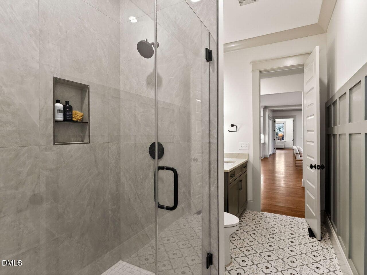 010-1280x960-photo - 504 Tilden Street, Raleigh, NC 27605, Raleigh