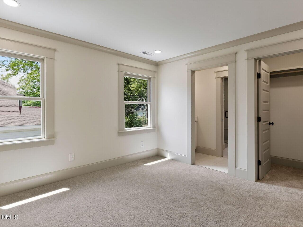 045-1280x960-photo - 504 Tilden Street, Raleigh, NC 27605, Raleigh
